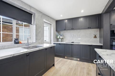 2 bedroom semi-detached house for sale, Rectory Road, West Tilbury, RM18