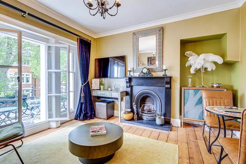 2 bedroom flat for sale, Runwell Terrace, Southend-on-sea SS1