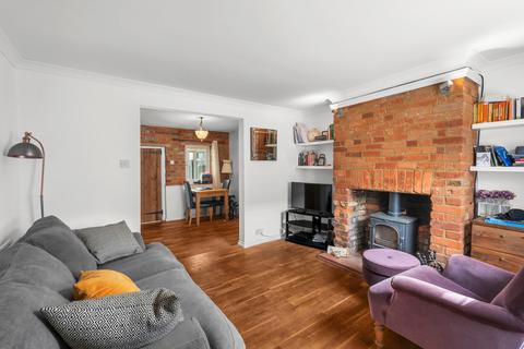2 bedroom cottage for sale, New Town, Codicote, SG4
