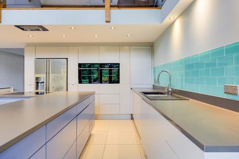 5 bedroom barn conversion for sale, Church Street, Great Shelford, Cambridge