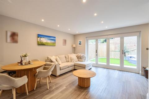 3 bedroom townhouse for sale, Station Yard, Kingswood