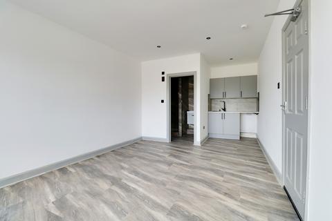 Studio to rent, 198 Halfway Street, Kent DA15