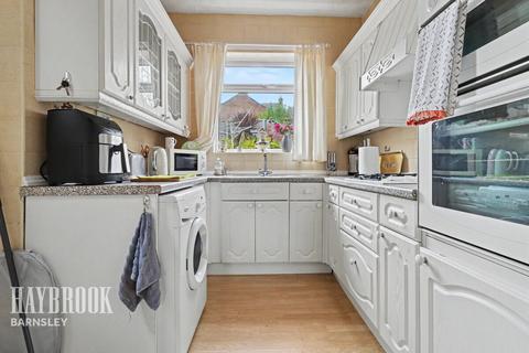 2 bedroom terraced house for sale, Church Street, Mapplewell
