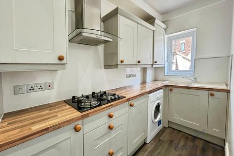 3 bedroom terraced house to rent, Bridge Terrace, Preston PR5