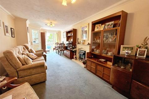 1 bedroom apartment for sale, Montagu Road, Highcliffe, Christchurch, Dorset, BH23