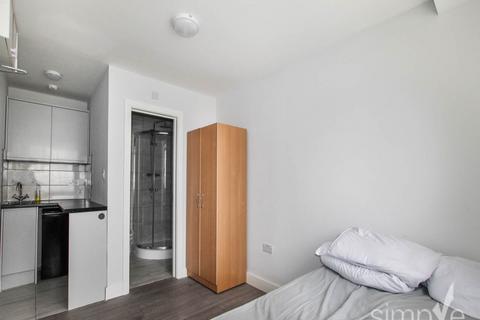 undefined, Warwick Crescent, Hayes, Middlesex