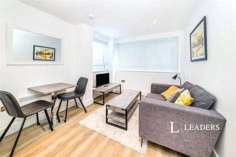 1 bedroom flat to rent, Wood Street, East Grinstead, West Sussex, RH19