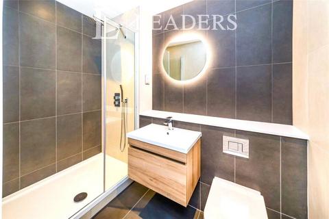 1 bedroom flat to rent, Wood Street, East Grinstead, West Sussex, RH19