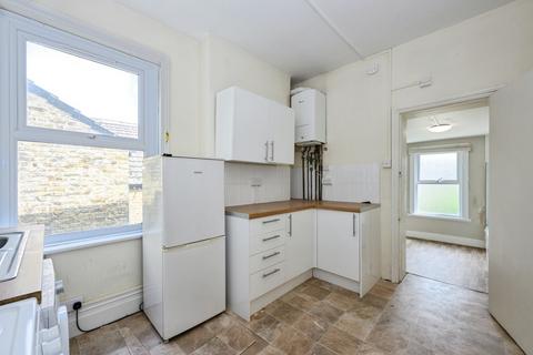 1 bedroom flat for sale, Lenham Road, Sutton, SM1