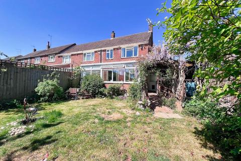 3 bedroom end of terrace house for sale, Doris Road, Kettering, NN16