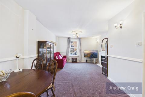 2 bedroom apartment for sale, Capstan Court, Wrekenton