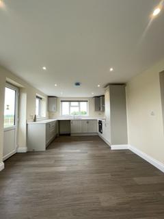 3 bedroom semi-detached house to rent, Mashbury Road, Chelmsford  CM1