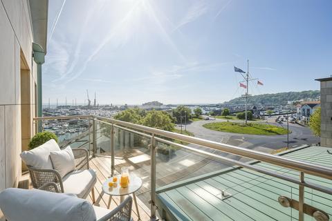 2 bedroom apartment for sale, Glategny Esplanade, St. Peter Port, Guernsey