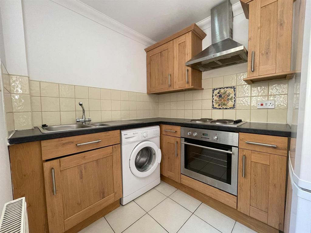 Richmond Road, Cardiff - View 3