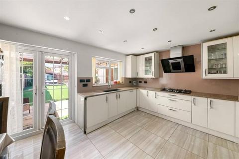 3 bedroom semi-detached house for sale, Seaton Road, Hayes, Greater London, UB3