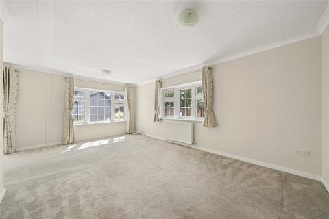 2 bedroom bungalow to rent, Chertsey Lane, Staines-upon-Thames, Surrey, TW18