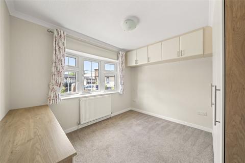 2 bedroom bungalow to rent, Chertsey Lane, Staines-upon-Thames, Surrey, TW18