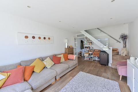 2 bedroom terraced house for sale, Linnet Mews, Nightingale Triangle, London, SW12