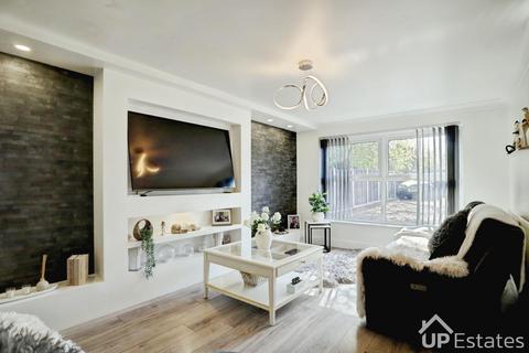 5 bedroom detached house for sale, Lilleburne Drive, The Shires, Nuneaton