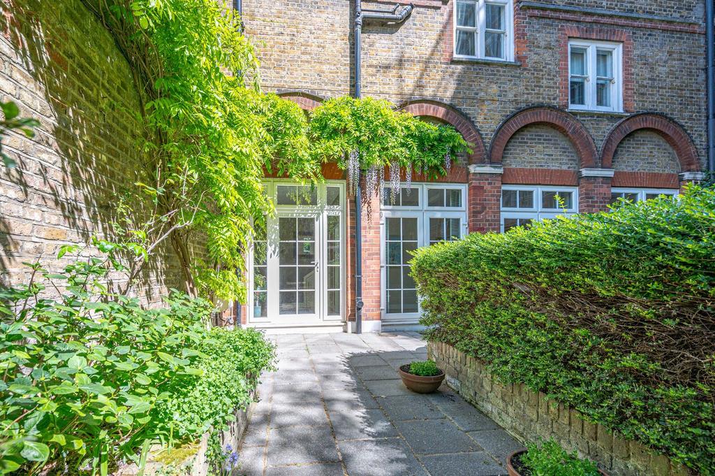Courtyard, garden