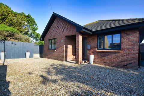 2 bedroom detached bungalow for sale, ELMFIELD, RYDE