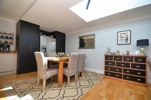 2 bedroom detached bungalow for sale, ELMFIELD, RYDE