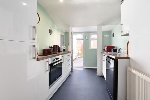 2 bedroom terraced house for sale, Reading Road, Farnborough, GU14