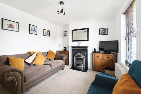 2 bedroom terraced house for sale, Reading Road, Farnborough, GU14