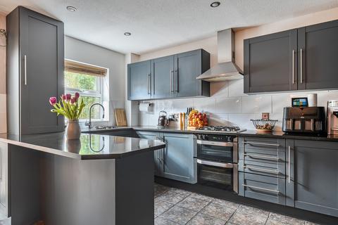 3 bedroom end of terrace house for sale, Shurnhold, Melksham, SN12