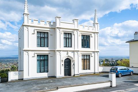 undefined, Oriel House, Malvern, WR14