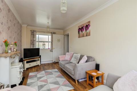 4 bedroom townhouse for sale, Disraeli Square, Aylesbury