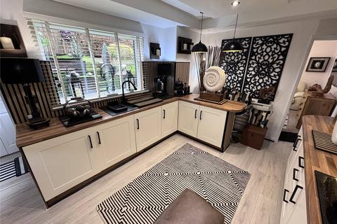 4 bedroom detached house for sale, Gilfach Road, Tonyrefail, Porth, Rhondda Cynon Taff, CF39