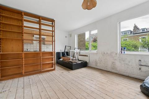 10Northbourne Road, Clapham