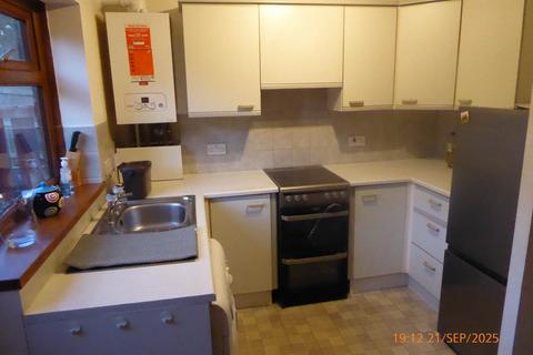 2 bedroom terraced house to rent, Johnstown, Carmarthen,