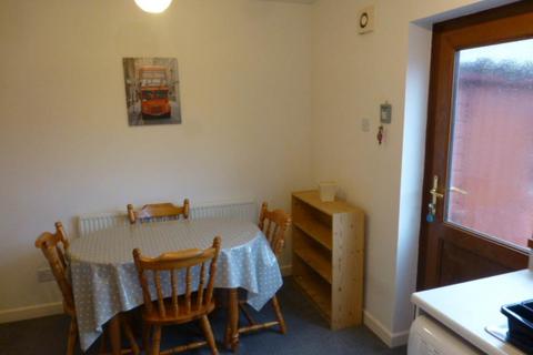 2 bedroom terraced house to rent, Johnstown, Carmarthen,