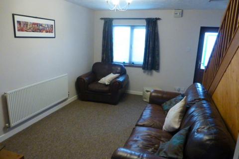 2 bedroom terraced house to rent, Johnstown, Carmarthen,