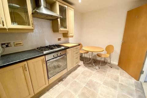 1 bedroom flat to rent, Hampton House, 92 Northenden Road, Sale