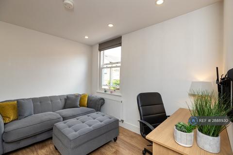 1 bedroom flat to rent, Mitaka House, Leamington Spa, CV32