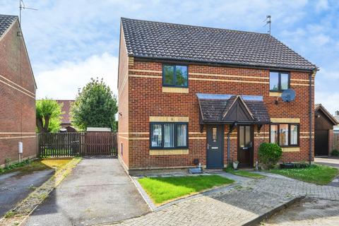 2 bedroom semi-detached house for sale, Sandringham Close, Spalding, PE12
