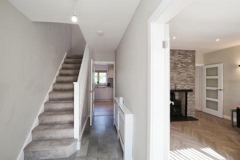 3 bedroom detached house for sale, Loweswater Drive, Loughborough