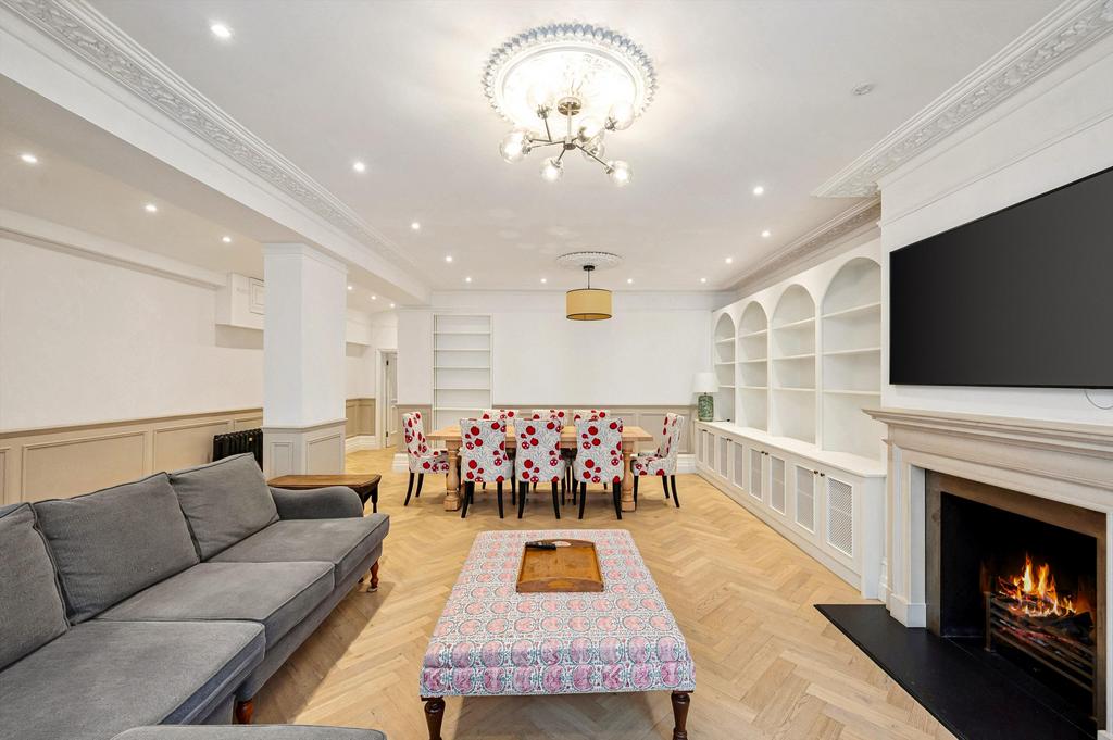 Apartment in London - More