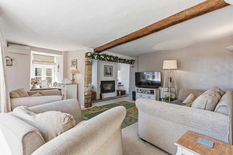 2 bedroom character property for sale, Main Street, Barrowden, Rutland