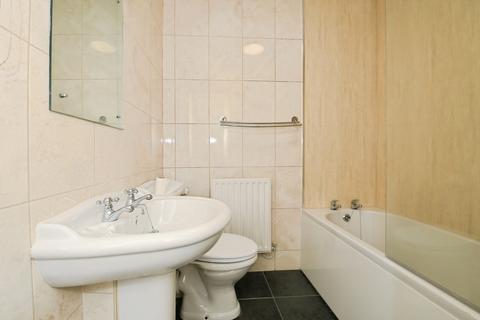 3 bedroom end of terrace house for sale, Portchester Close, Peterborough, Cambridgeshire, PE2
