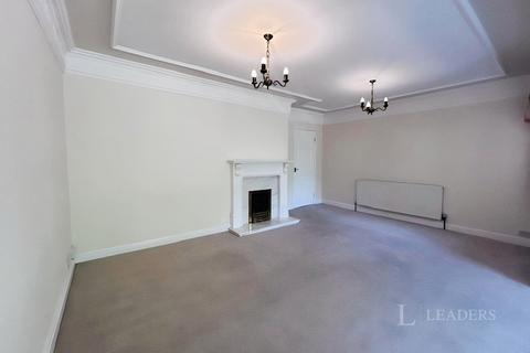 4 bedroom house to rent, Pine Walk, Stourbridge, West Midlands, DY9