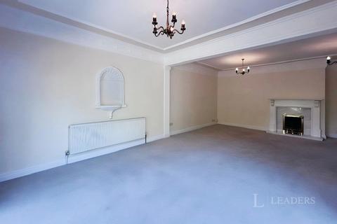 4 bedroom house to rent, Pine Walk, Stourbridge, West Midlands, DY9