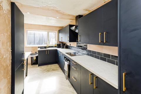 undefined, Cwm Close, Mynydd Isa, Mold, Flintshire, CH7