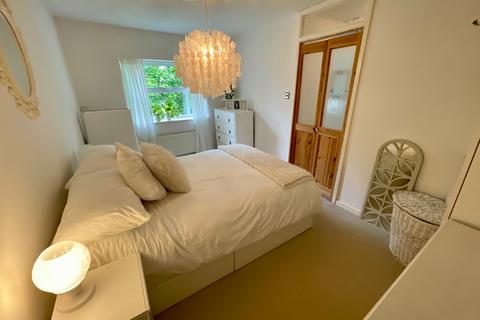 1 bedroom end of terrace house for sale, Rochford Drive, Luton, Bedfordshire, LU2 8SR