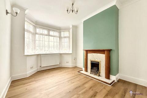 2 bedroom bungalow for sale, 2 Caxton Avenue, SO19