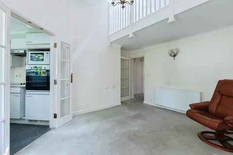 2 bedroom retirement property for sale, Glenmoor Road, West Parley, Ferndown