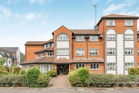 1 bedroom retirement property for sale, Ellen Court, North Chingford